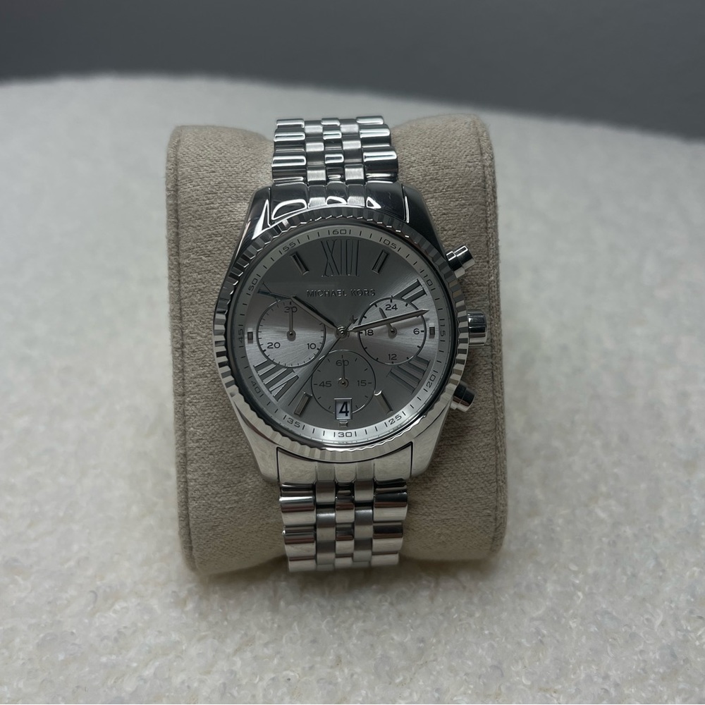 Michael Kors MK5555 Vintage Classic Lexington Chronograph Women's Watch